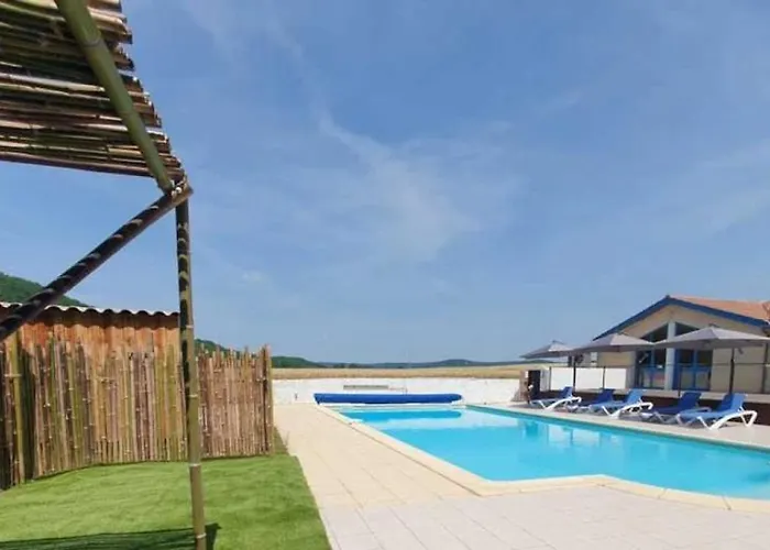 Holiday home Zecamping 3 Animaux Acceptes Tennis Equitation *