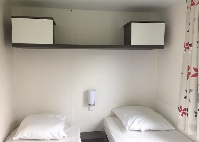 3 Etoiles - Piscine - Ccbahd0 Campingplatz