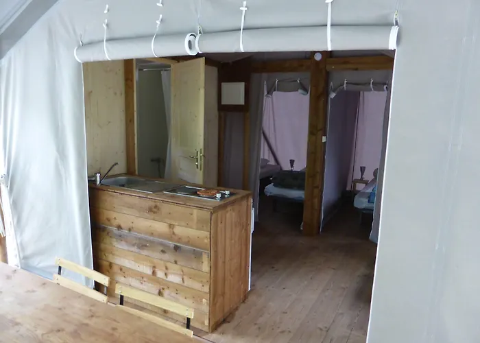 Zecamping 3 Animaux Acceptes Tennis Equitation