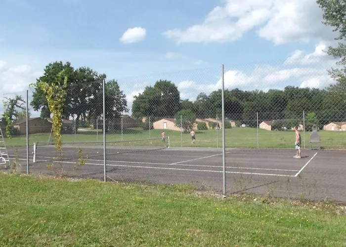 Zecamping 3 Animaux Acceptes Tennis Equitation *